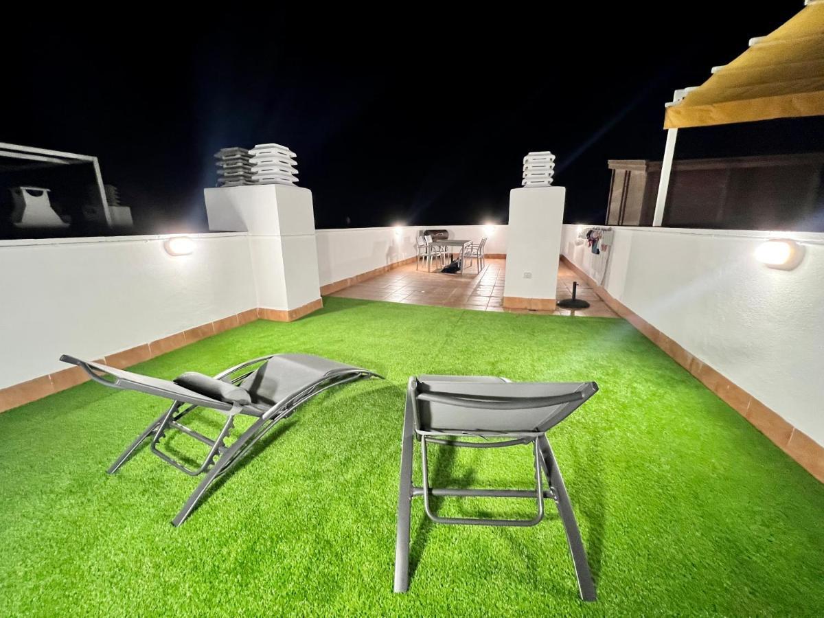 Vistas Al Mar Playa Eucaliptus, Con Solarium Privado